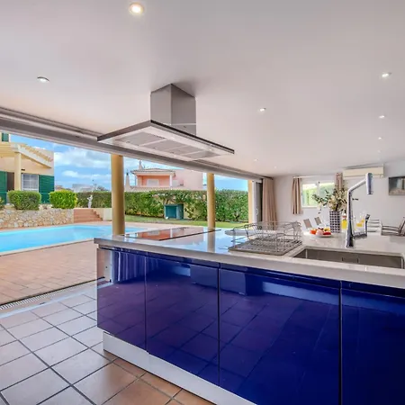 Mar By Interhome Villa