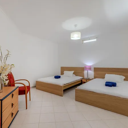 Mar By Interhome * Armação de Pêra