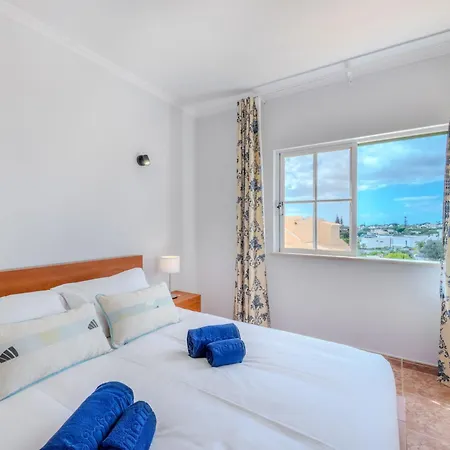 Mar By Interhome * Armação de Pêra