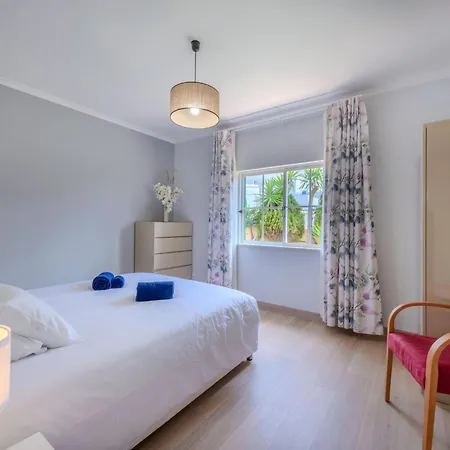 Mar By Interhome * Armação de Pêra