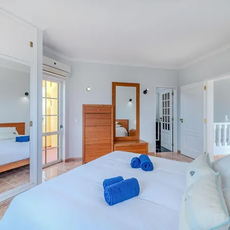 Mar By Interhome * Armação de Pêra