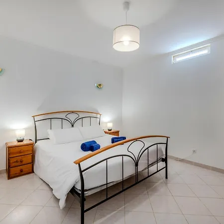 Mar By Interhome * Armação de Pêra